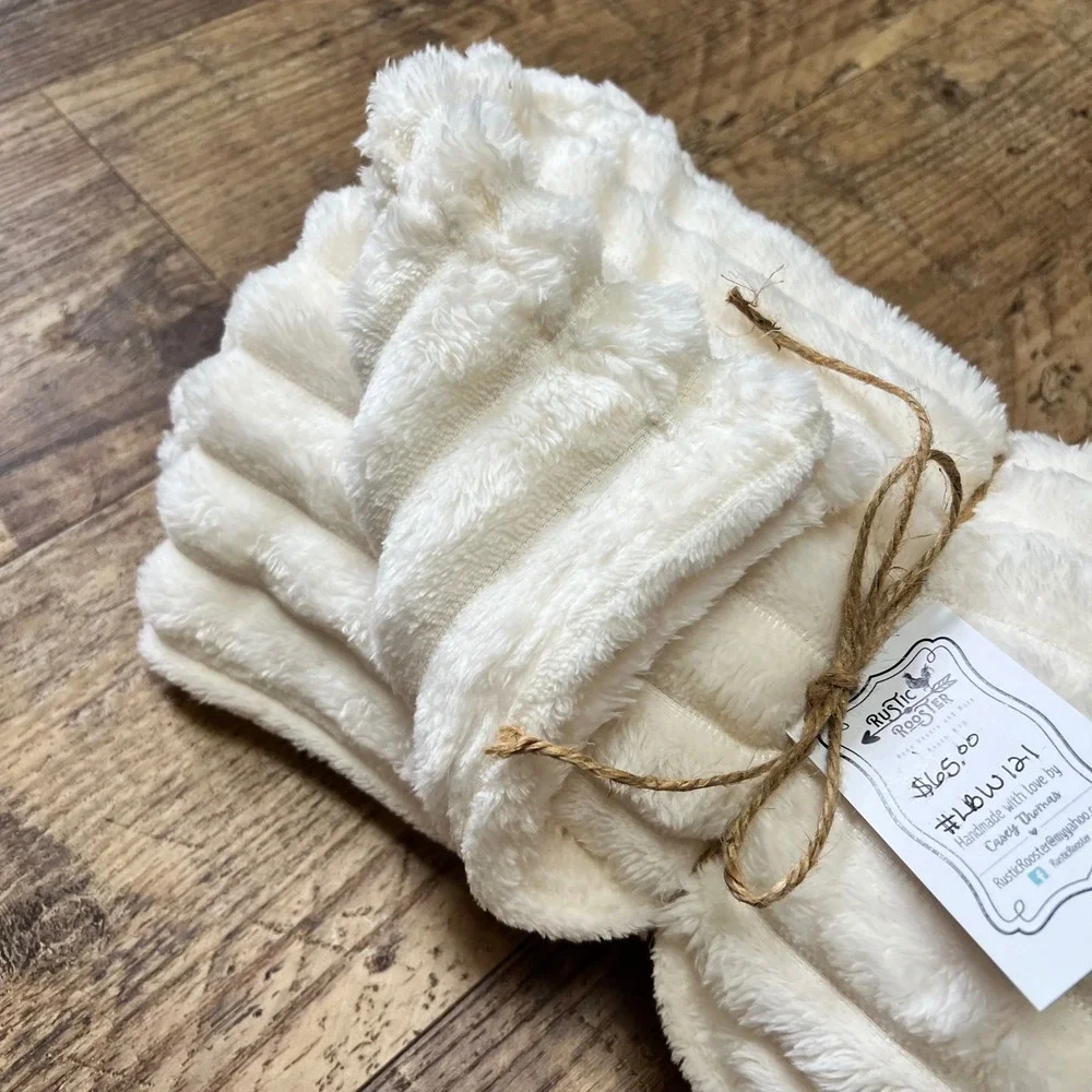 Rustic Rooster Plush Ribbed Throw Blanket Cream Ivory 40x55 soft light weight